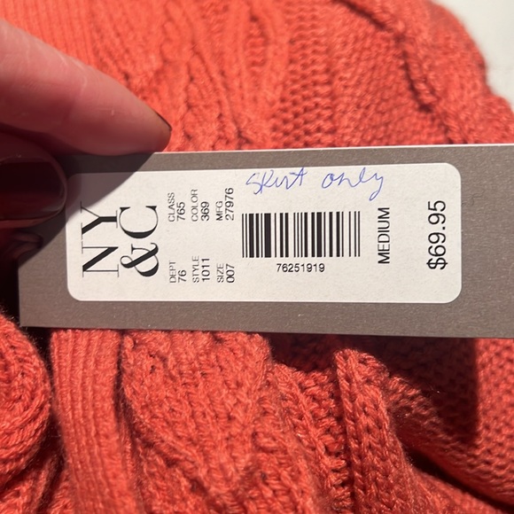 EVA MENDES 2pc Sweater set beautiful fall burnt orange color - Picture 11 of 11